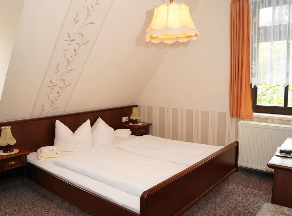 Braugasthof Papiermuehle Jena Room photo